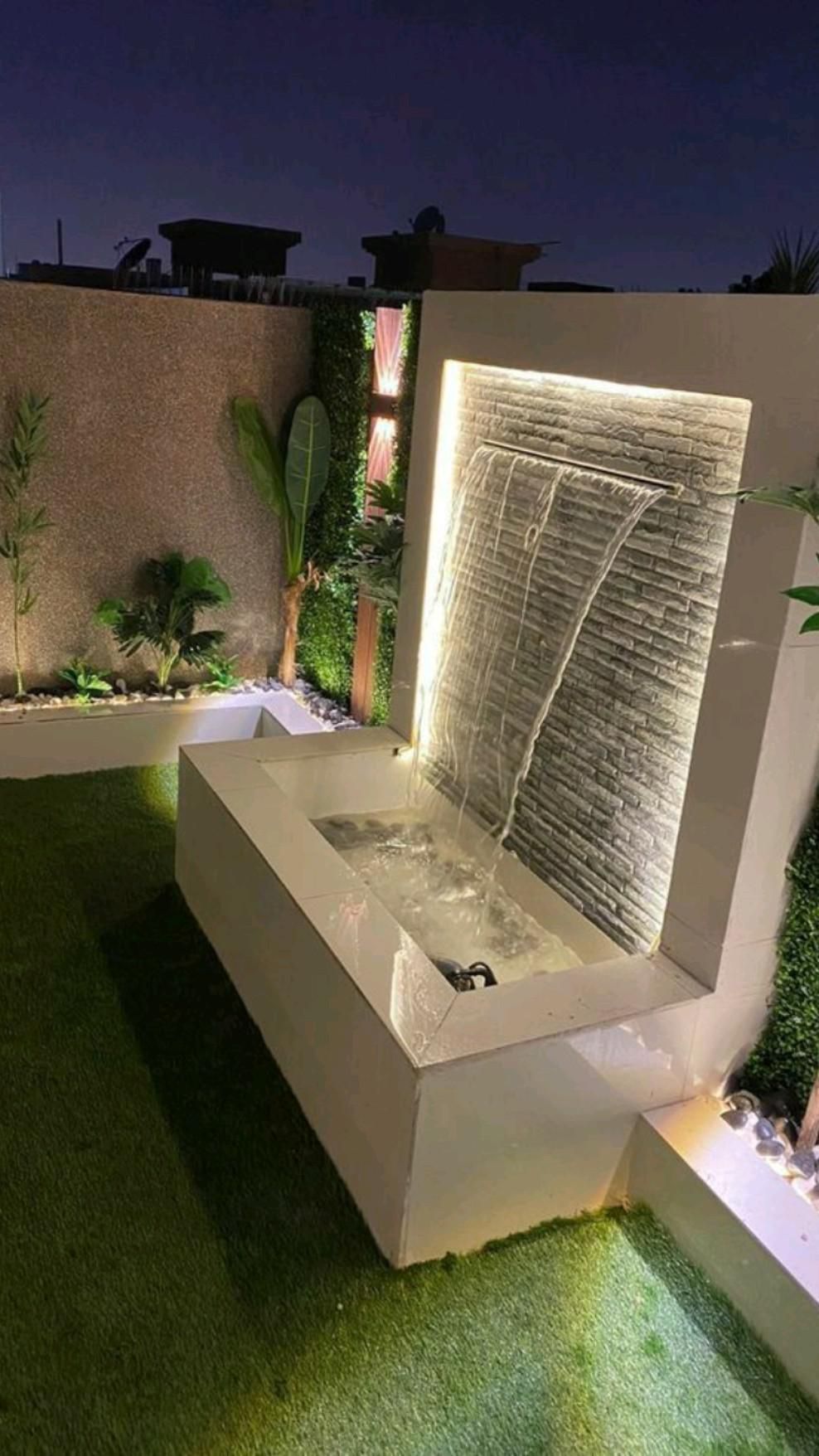 Frontyard Water Feature Designers Chennai image 4