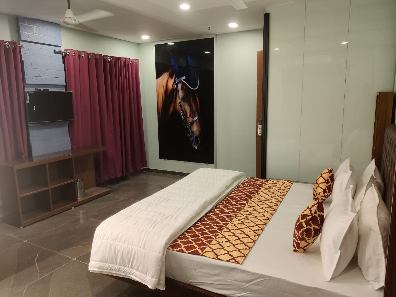 DELUXE AC ROOM Nagpur, India