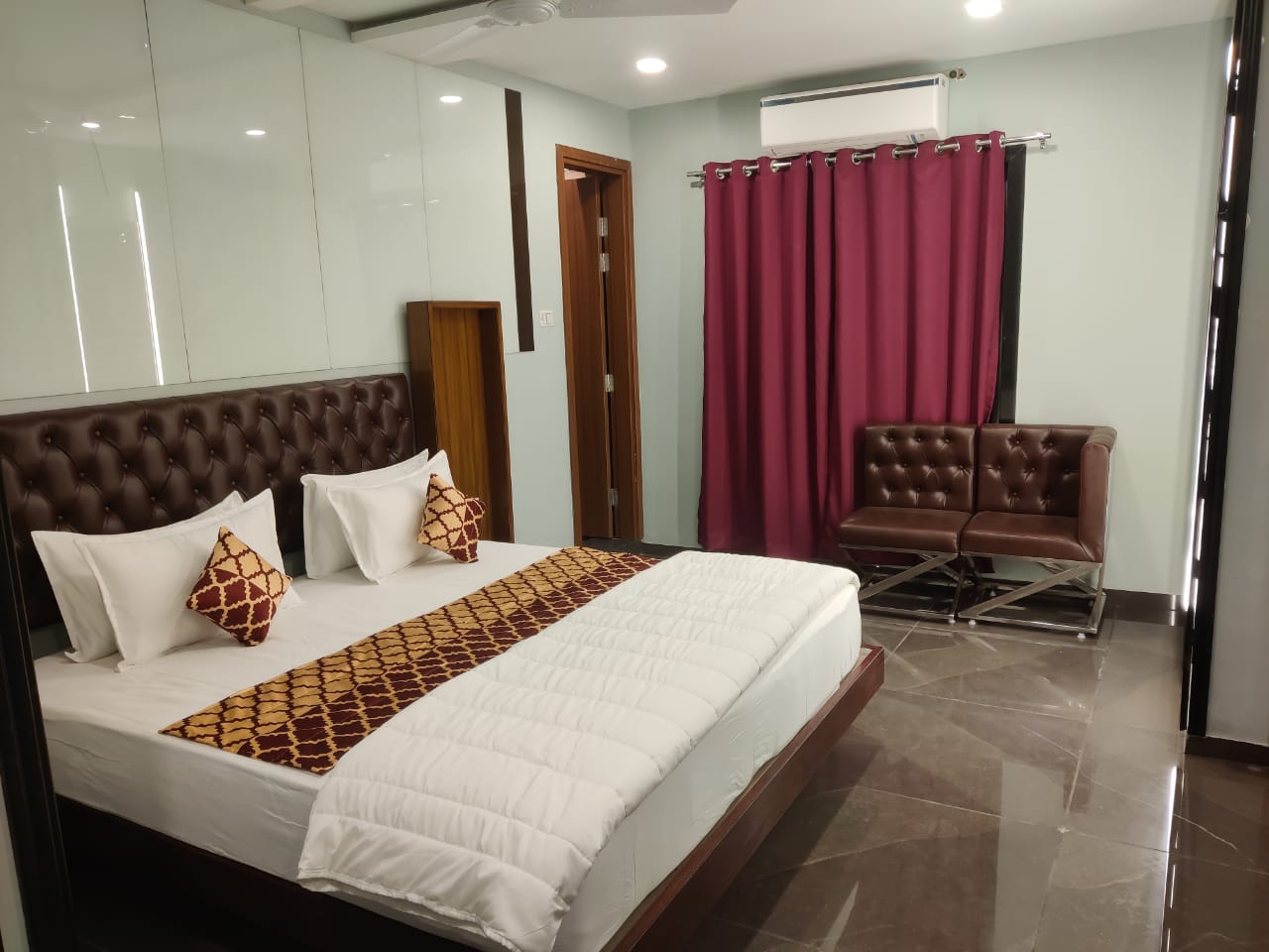 DELUXE AC ROOM Nagpur, India