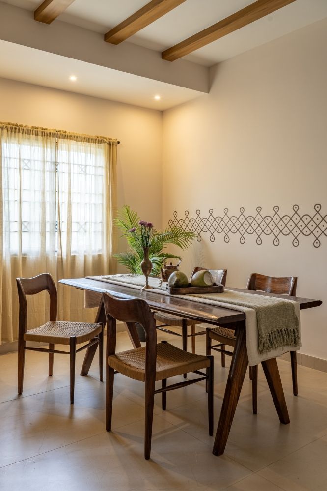 Modern Dining Room Interior Ideas for Apartments in Chennai image 2