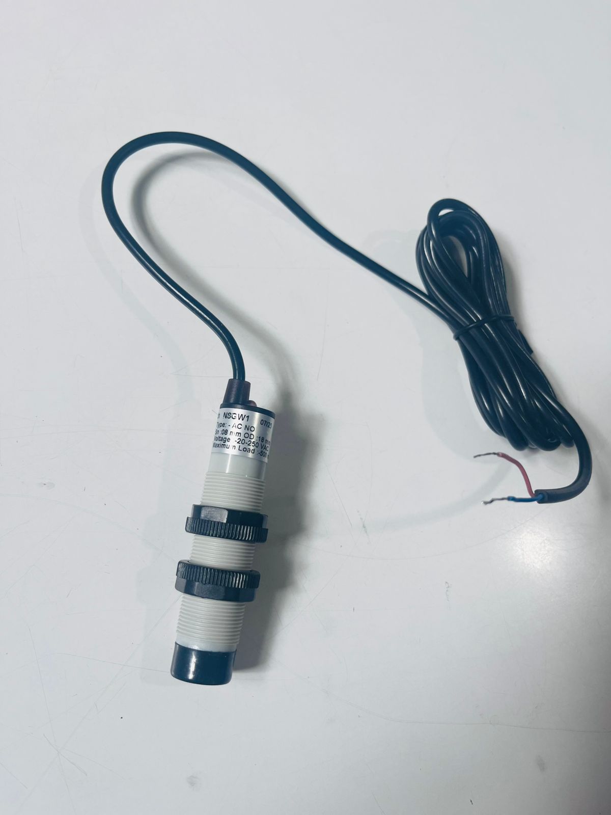 PROXIMITY SWITCH image 2
