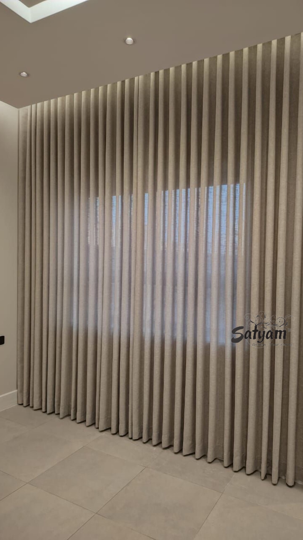 Window Curtains image 2