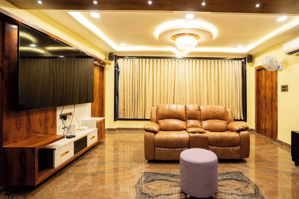 Stylish Wall Panel Interior Ideas Chennai Homes image 3