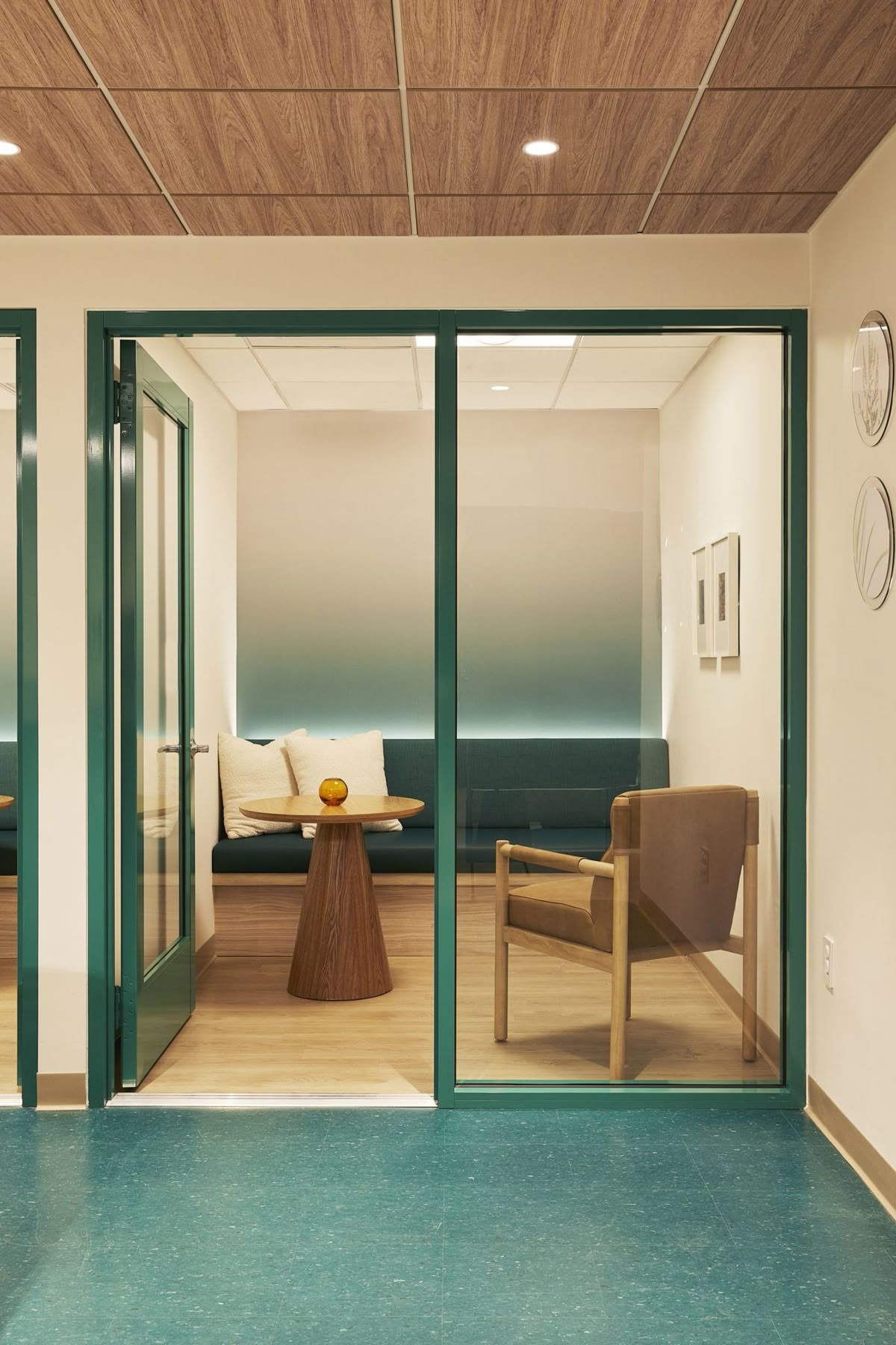 Frameless Office Glass Partitions – Sleek & Durable image 2