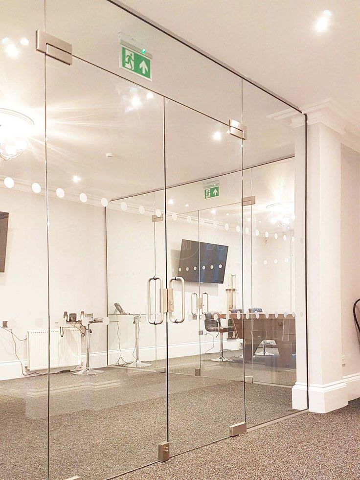 Smart Glass Partition Work for Modern Homes image 5