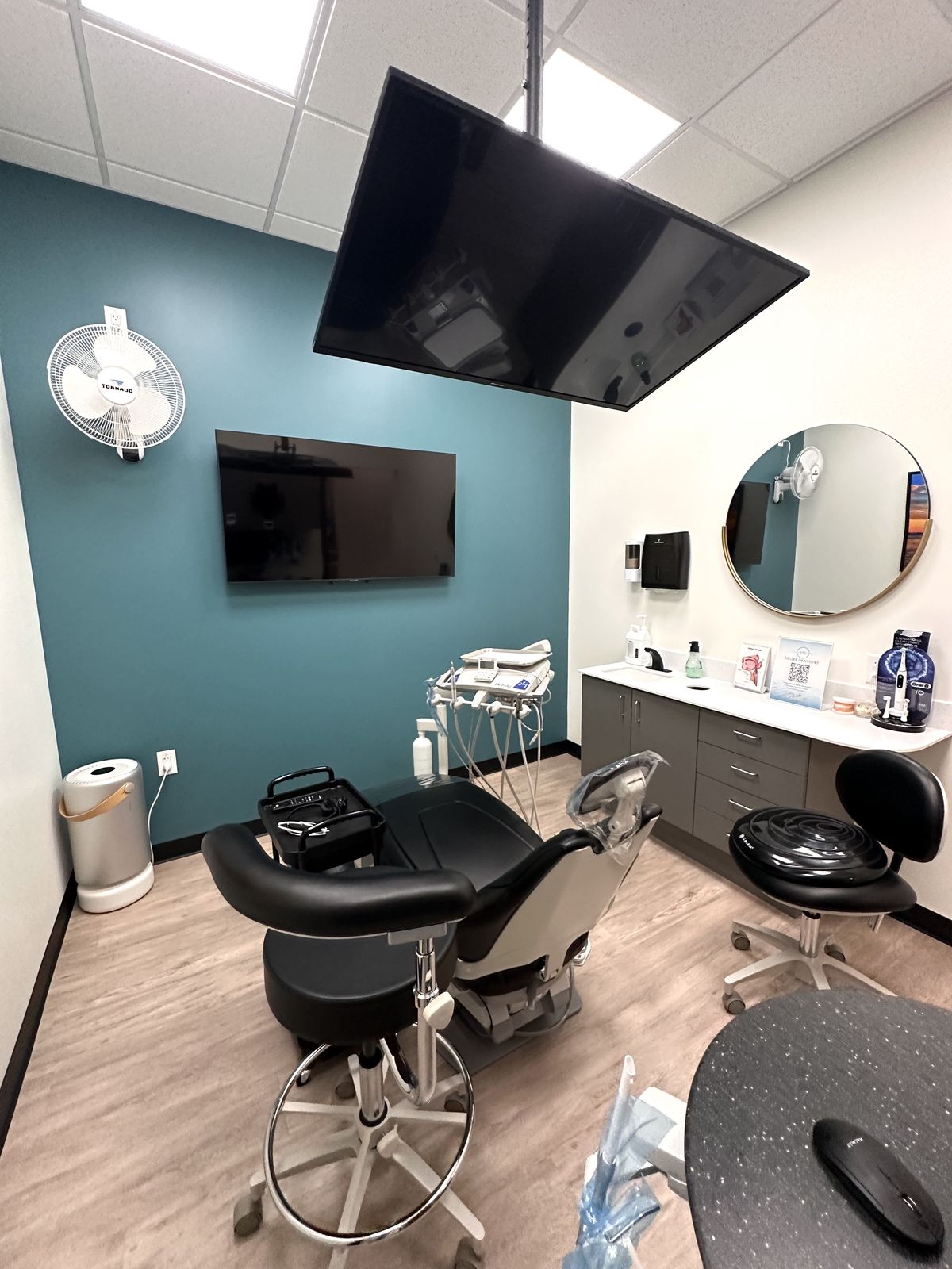 Dental Interior Designs That Blend Comfort and Class image 3