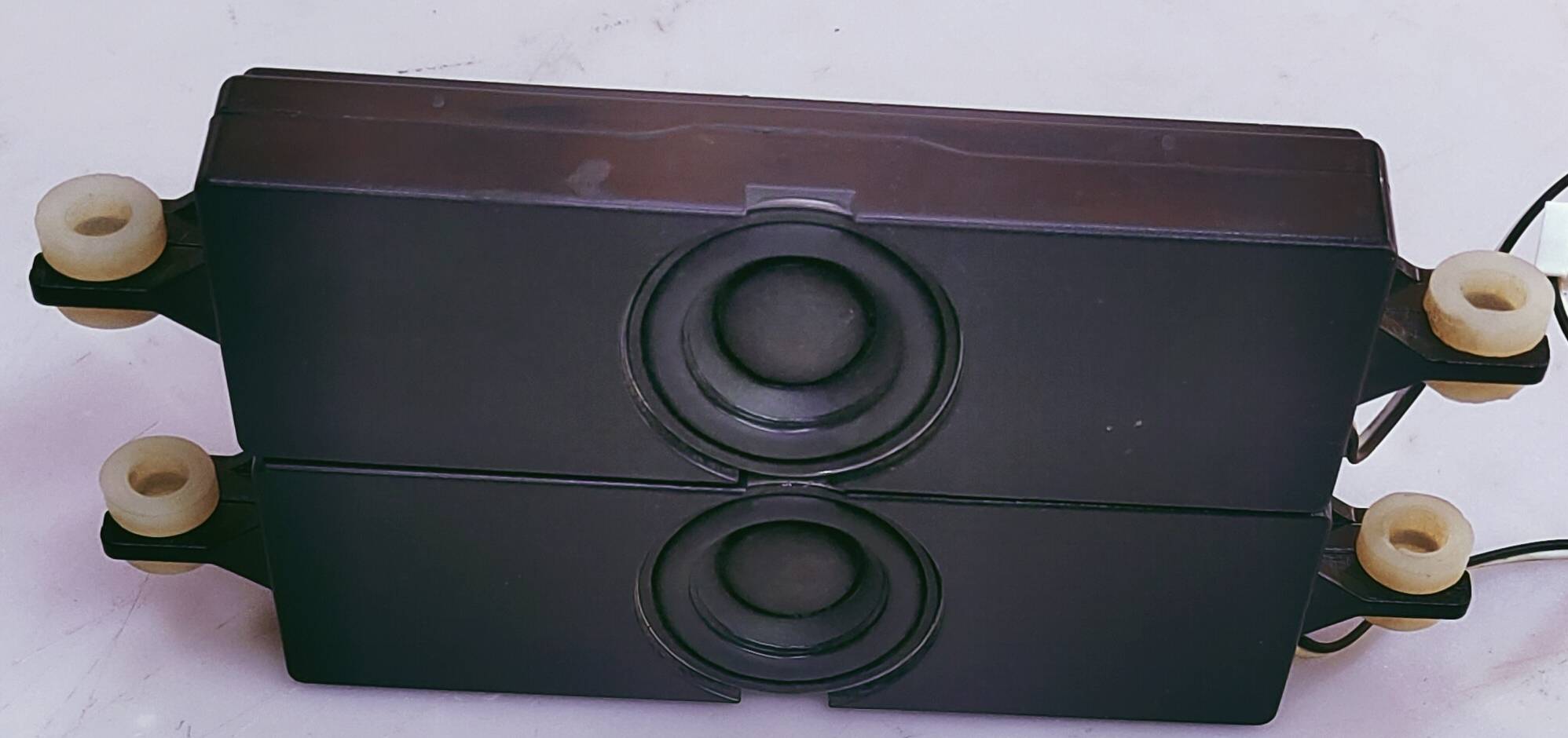 TCL LED TV SPEKAR MODEL NUMBER 32S62S / image 6
