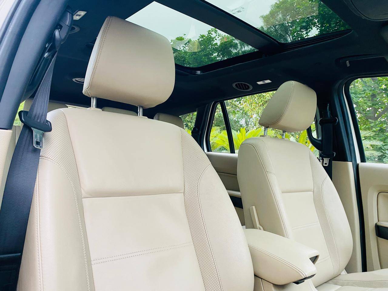 FORD ENDEAVOUR TITANIUM PLUS 2020 image 5