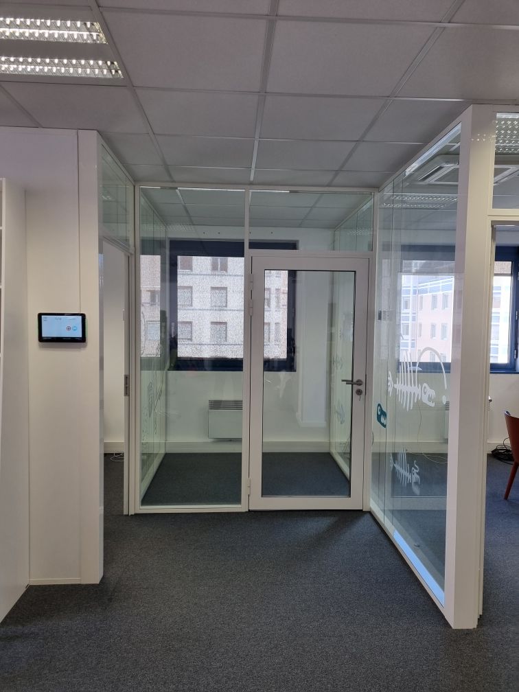 Professional Aluminium Partition Works for Commercial Spaces image 3