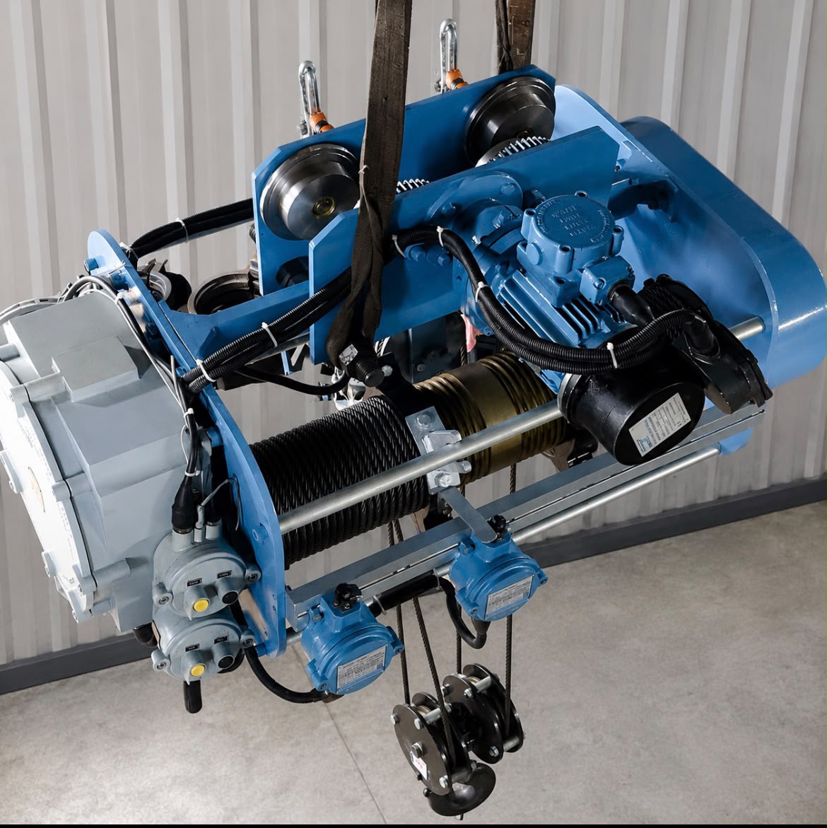 Electric Wire Rope Hoist image 4