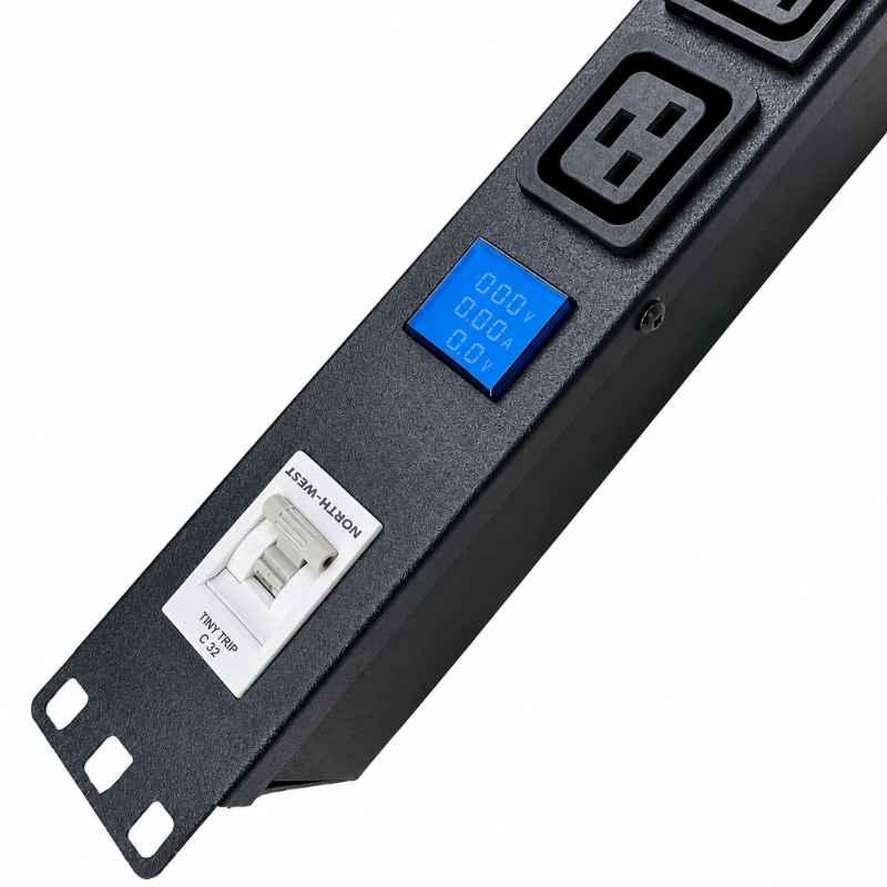 IEC C13 8 & C19 1 Socket PDU image 3