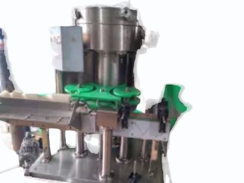 Glass Bottle 4 Head Filling Machine image 3