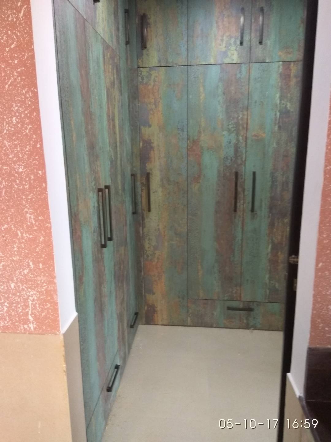 Wardrobes image 2