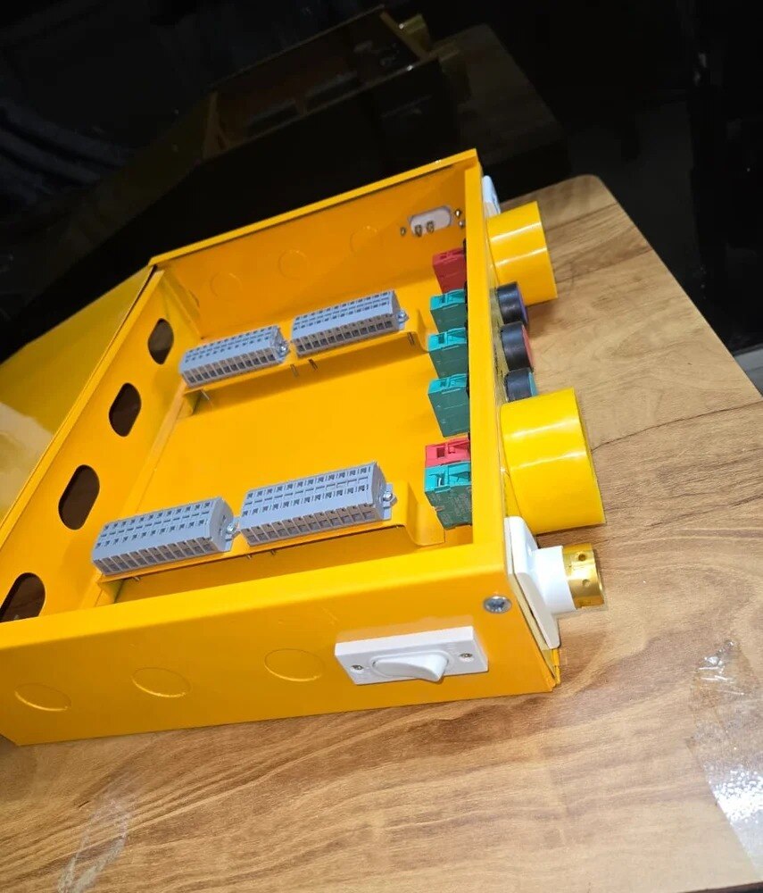 WAGO ELEVATOR COMBINE JUNCTION BOX image 2