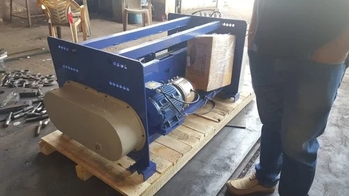Foot Mounted Hoist image 4