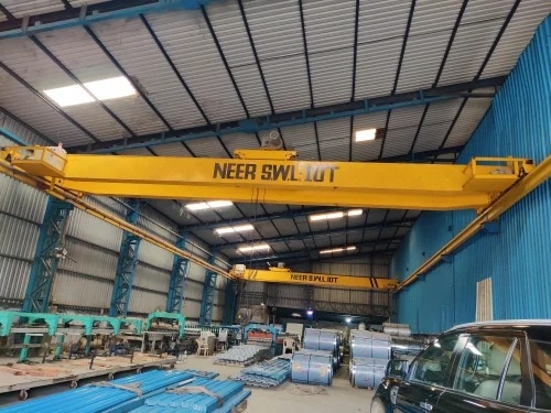 ELECTRIC OVERHEAD TRAVELING DOUBLE GIRDER CRANE image 3