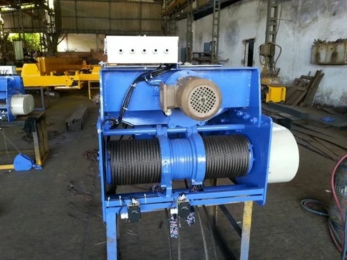 Neer Lifting Hoist image 2