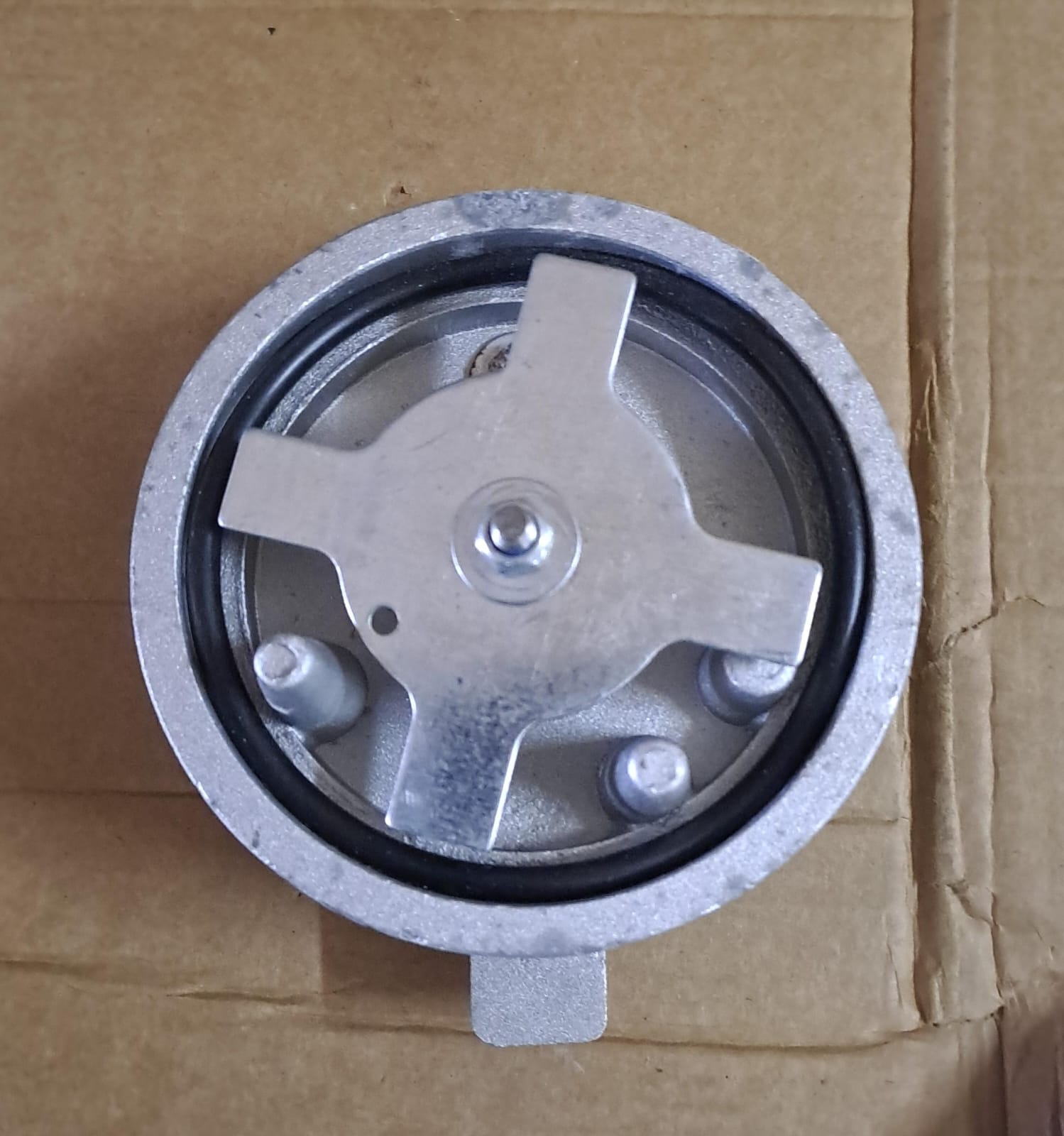 CAP 16C0004 image 2
