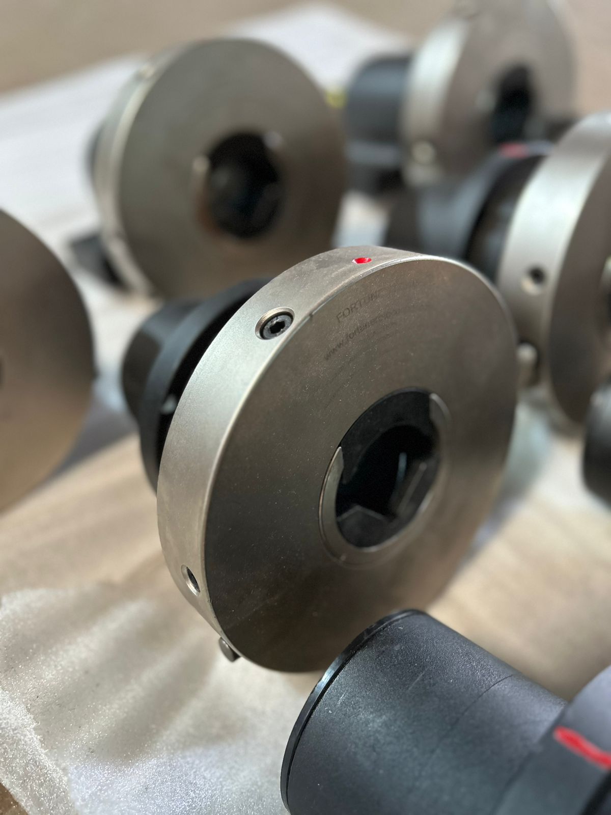 SLIDING SAFETY CHUCK  image 3