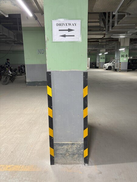 Parking Column Guard image 2