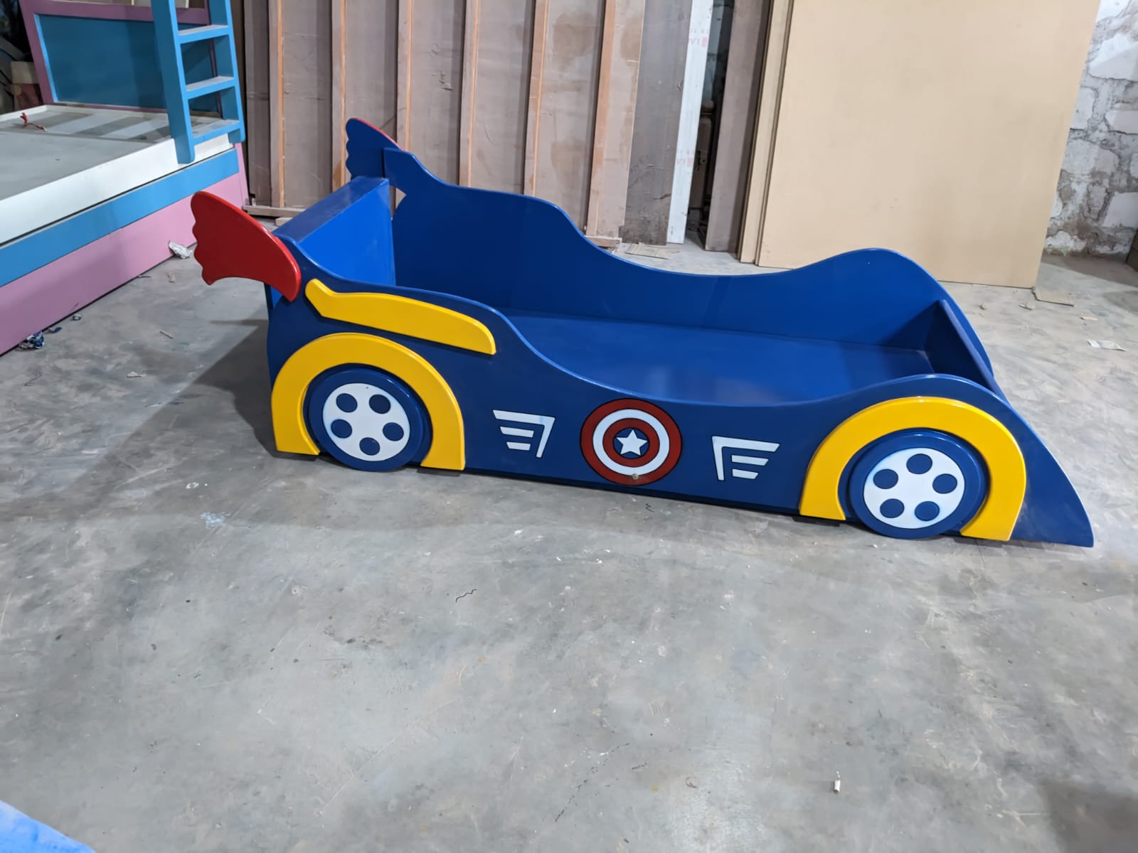 KIDS WOODEN CAR BED image 2