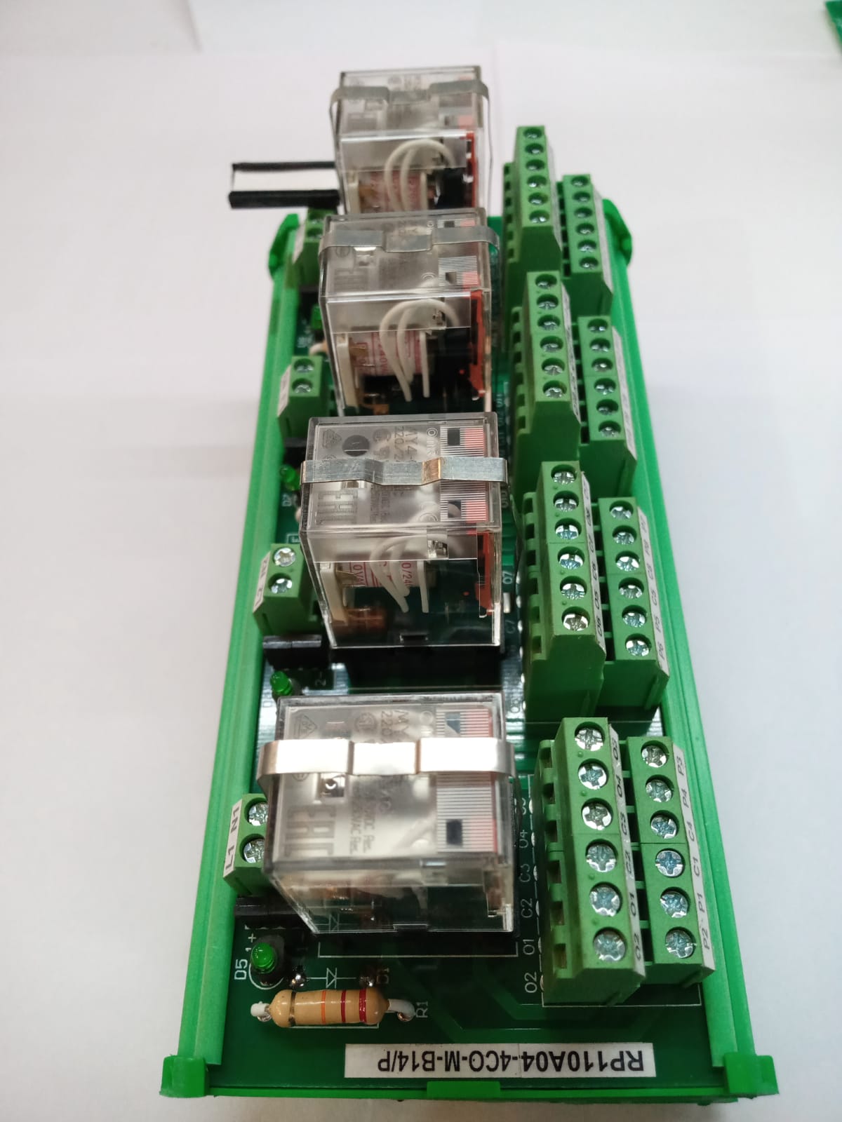 Relay Board RP110A04-4CO-M-B14/P image 2