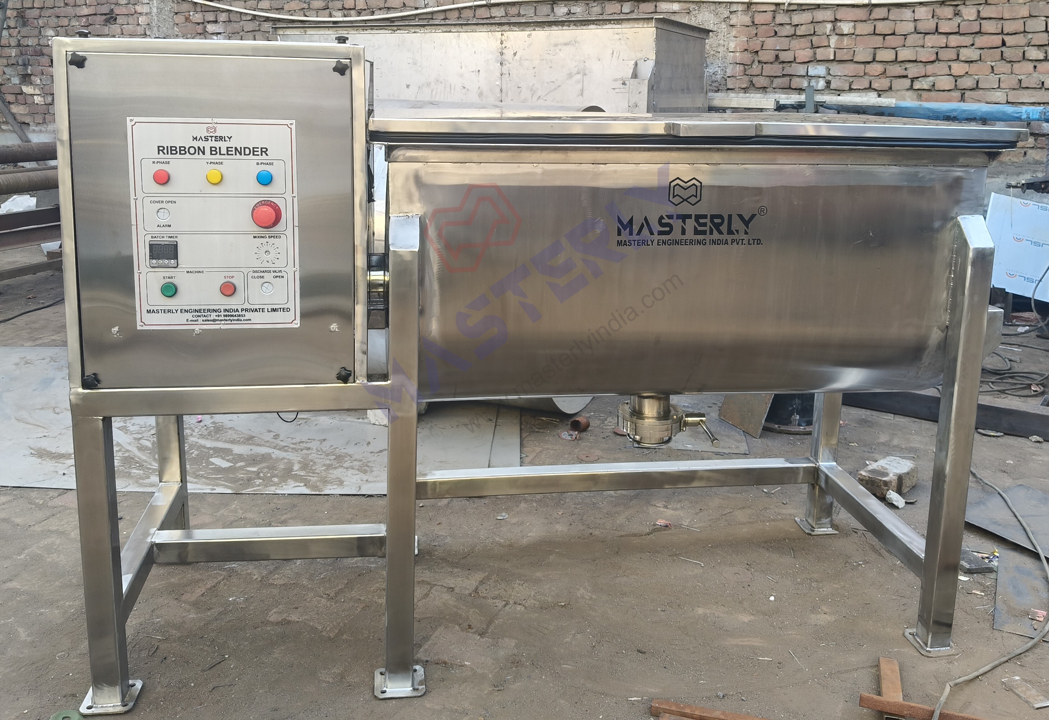 300 KG RIBBON BLENDER image 2