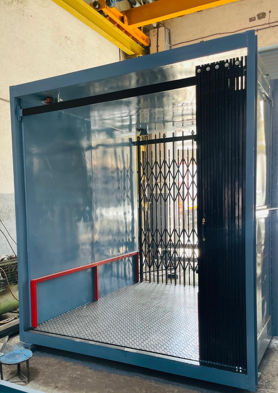Goods Lift image 2
