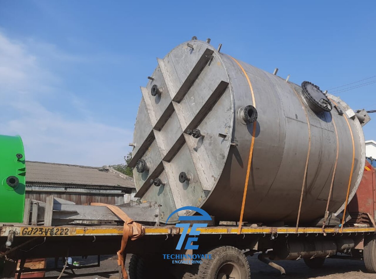 SS Flat Bottom Storage Tank Manufacturer image 4