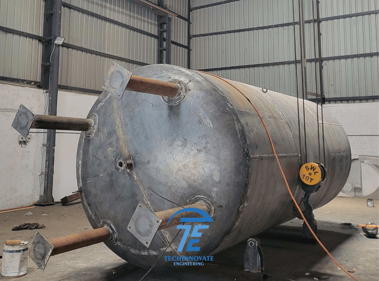 Vertical MS Storage Tank image 2