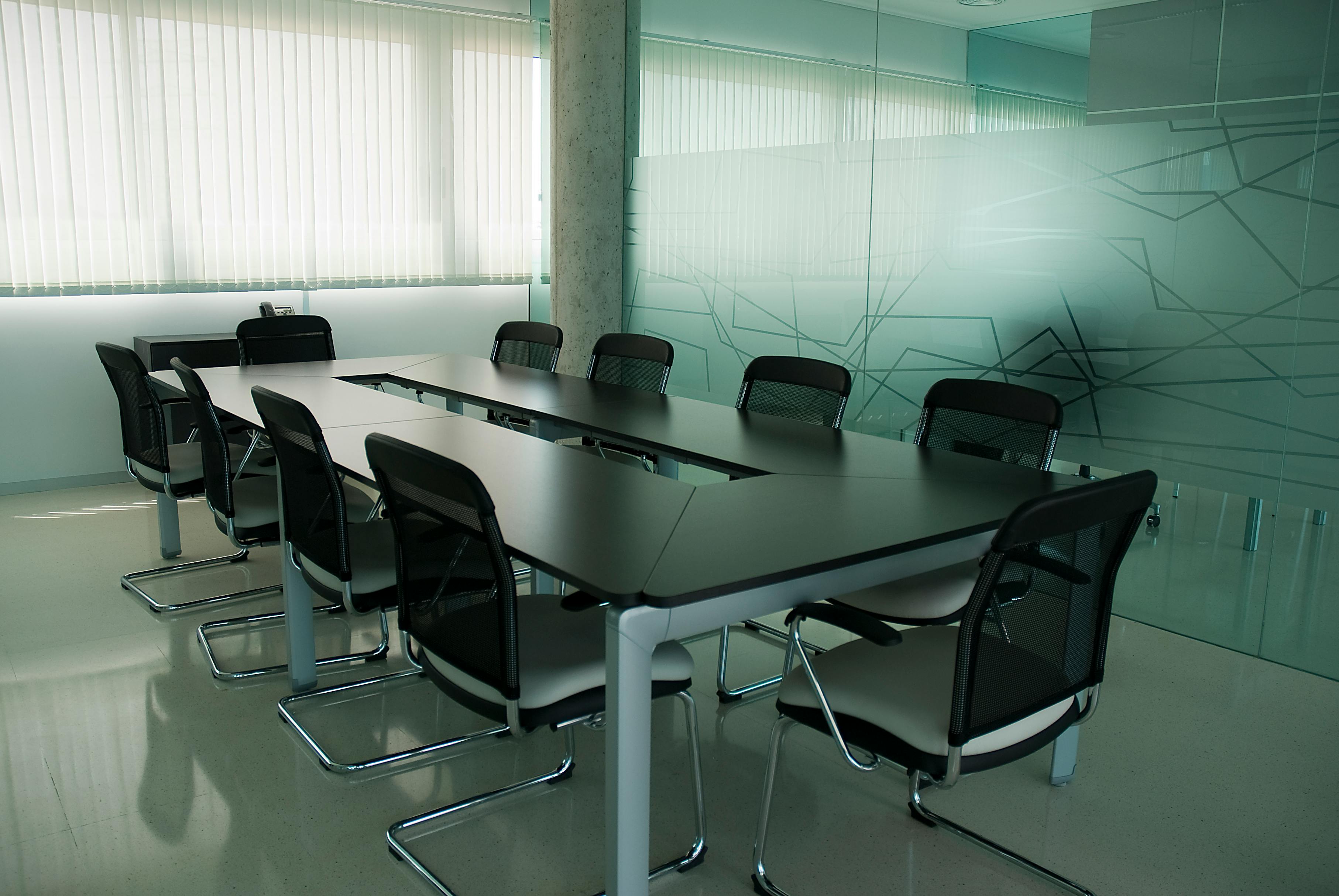 office tables Confrence Table image 3