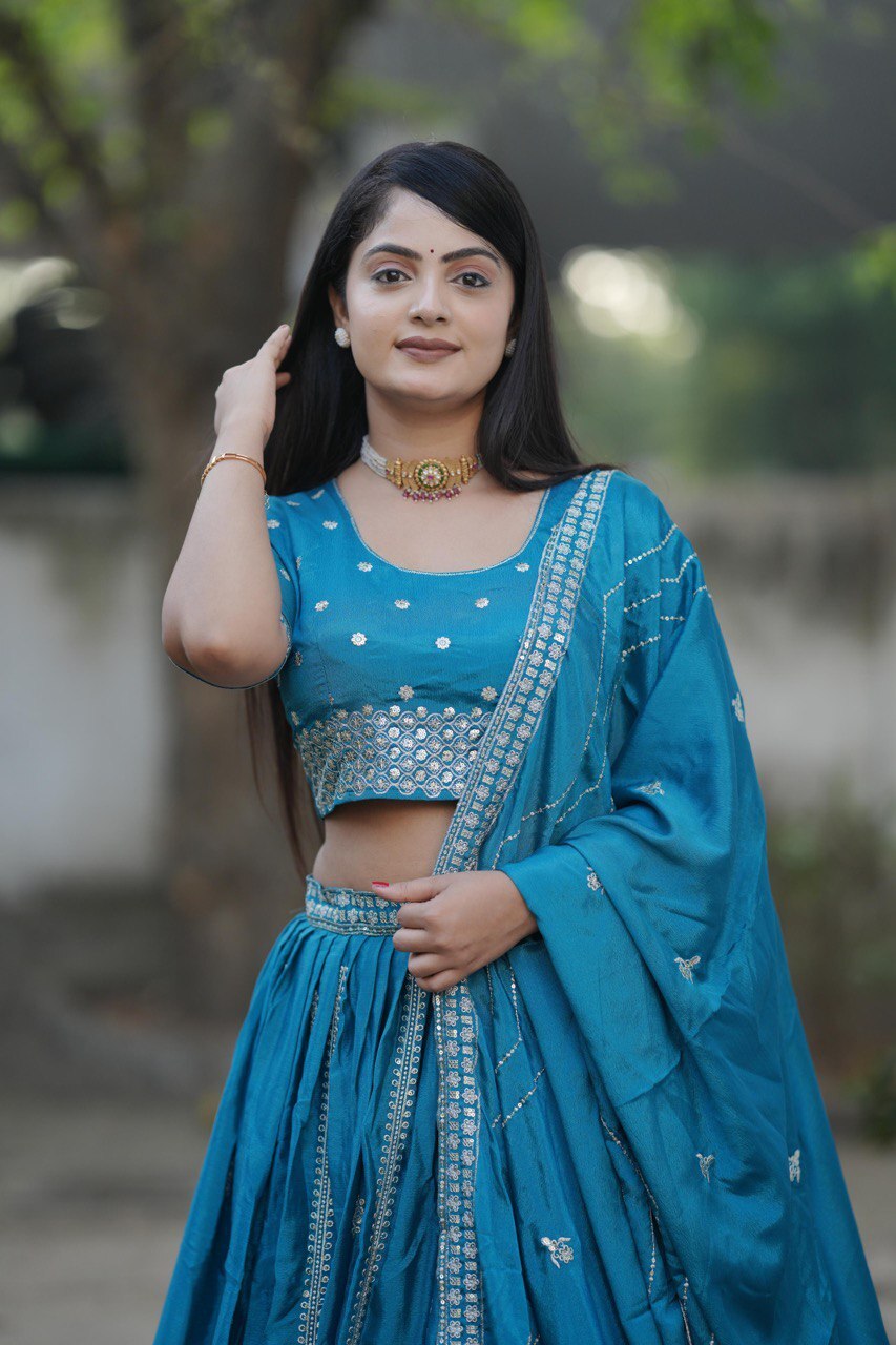 Classical Embroidery Lehenga Set image 3