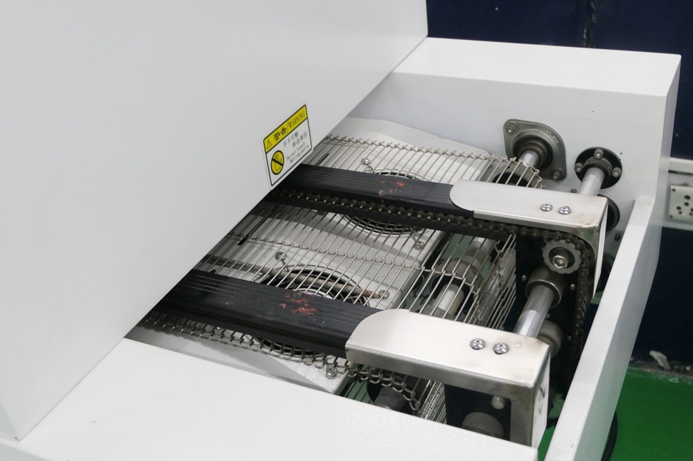 Reflow Oven Conveyorized – 6 Zone image 5