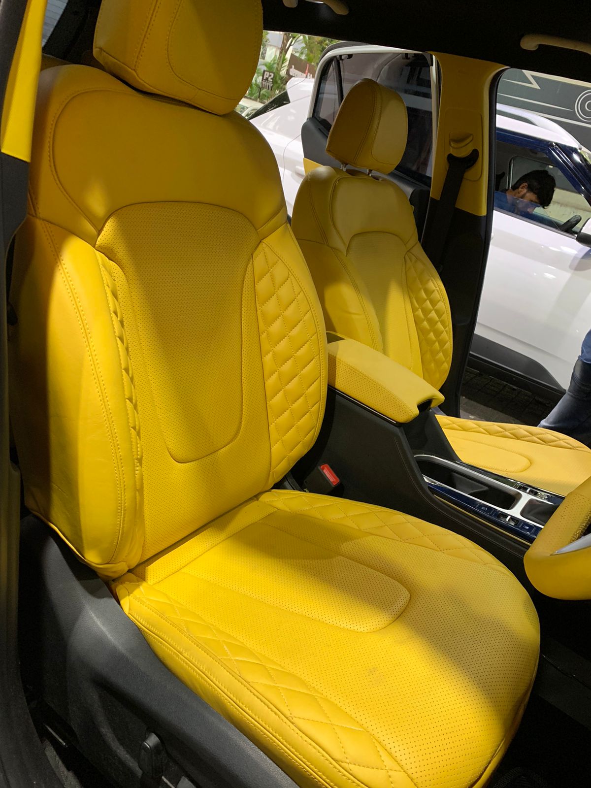Seat covers image 3