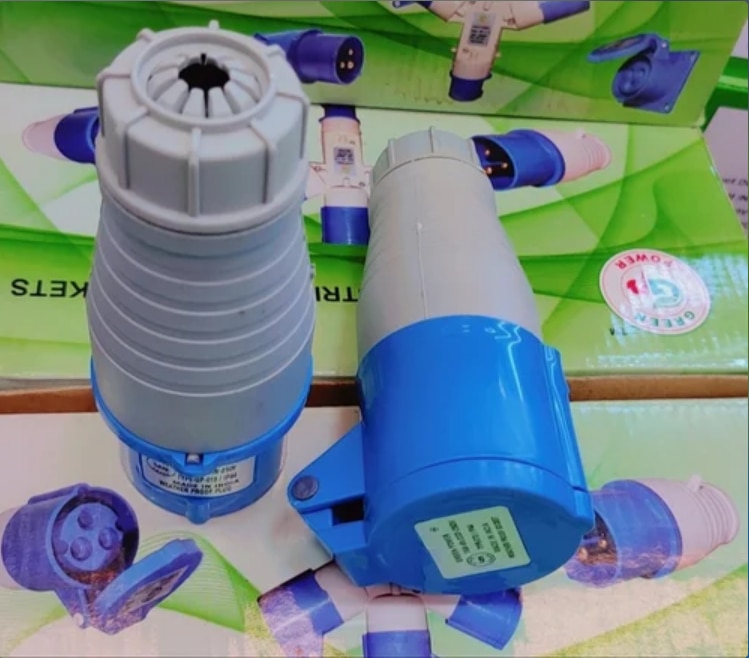Green Power 16 Amp 3 Pin Industrial Plug And Sockets image 3