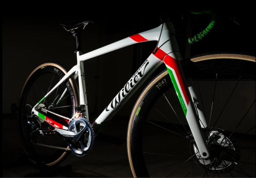 WILIER GTR TEAM DISC ITALIAN TRICOLOUR LIMITED (M) image 2