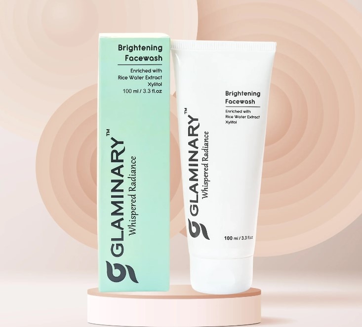 Brightening Facewash image 2