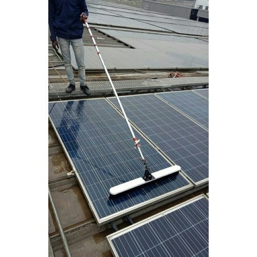 Solar Panel Cleaning Brush with Water Fed Pipe – Efficient Streak-Free Cleaning image 2
