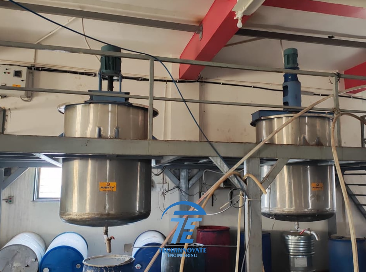 SS Edible Oil Mixing Tank Manufacturer image 2