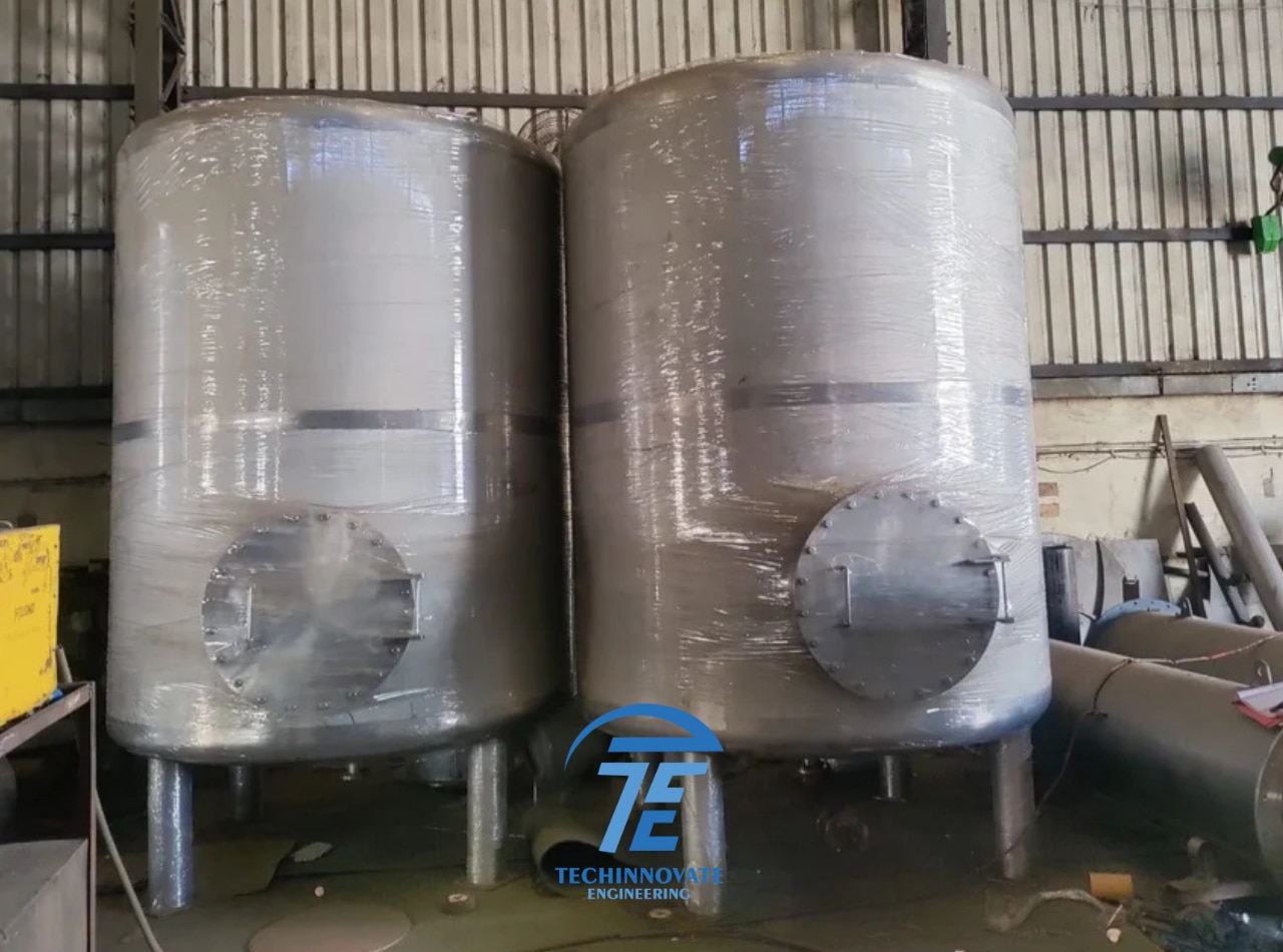 SS Industrial Liquid Storage Tank Manufacturer image 2