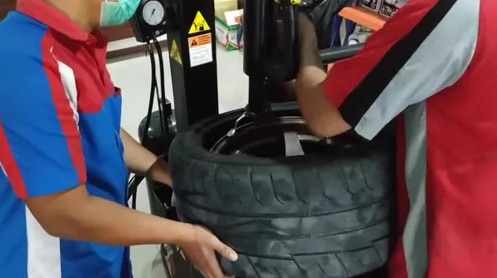 T3000 Tyre Changer image 7