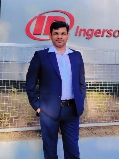 team-image