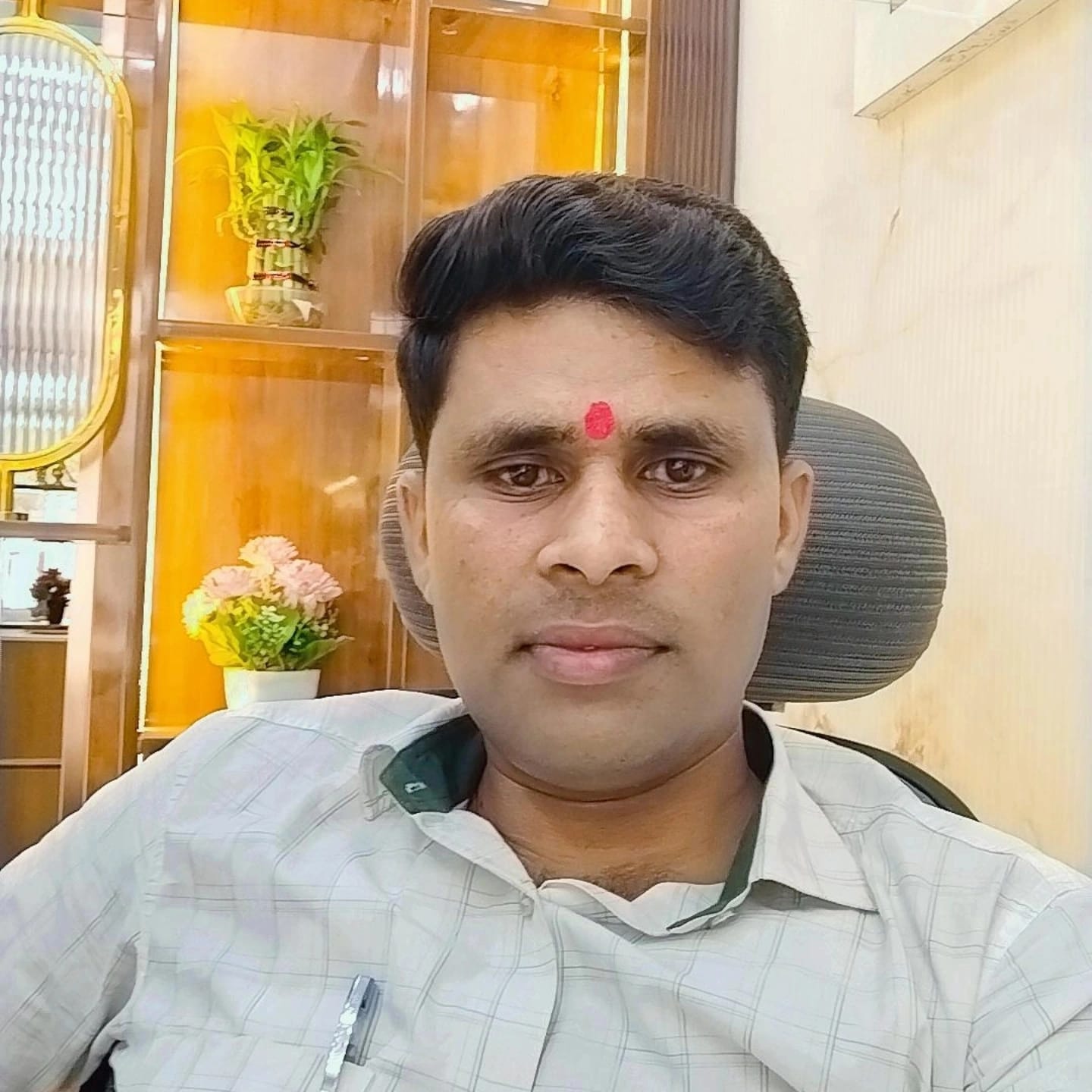 team-image