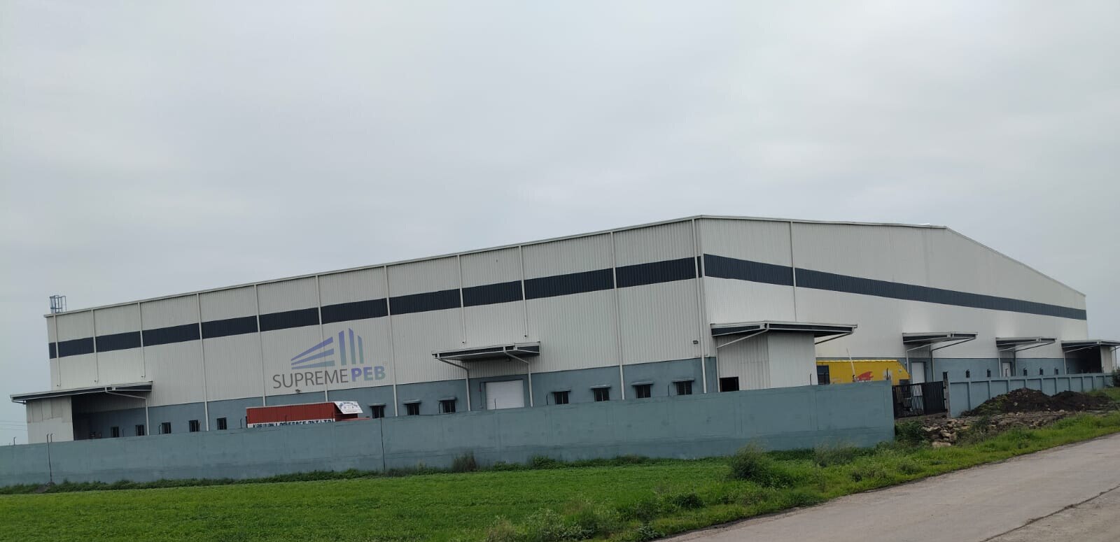 	Turnkey PEB Building