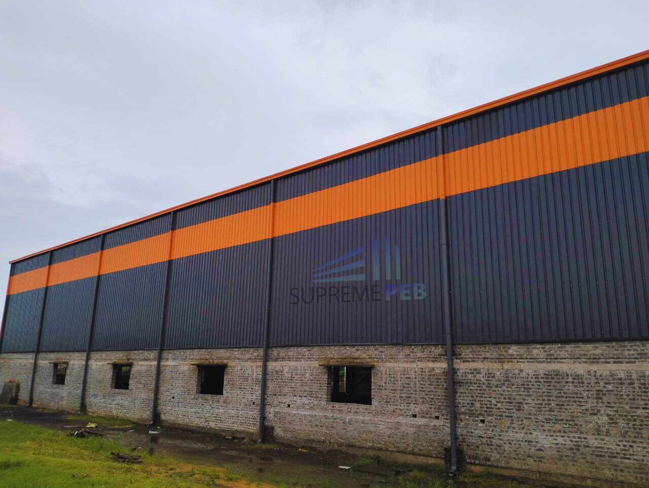 Modern Factory Hub 