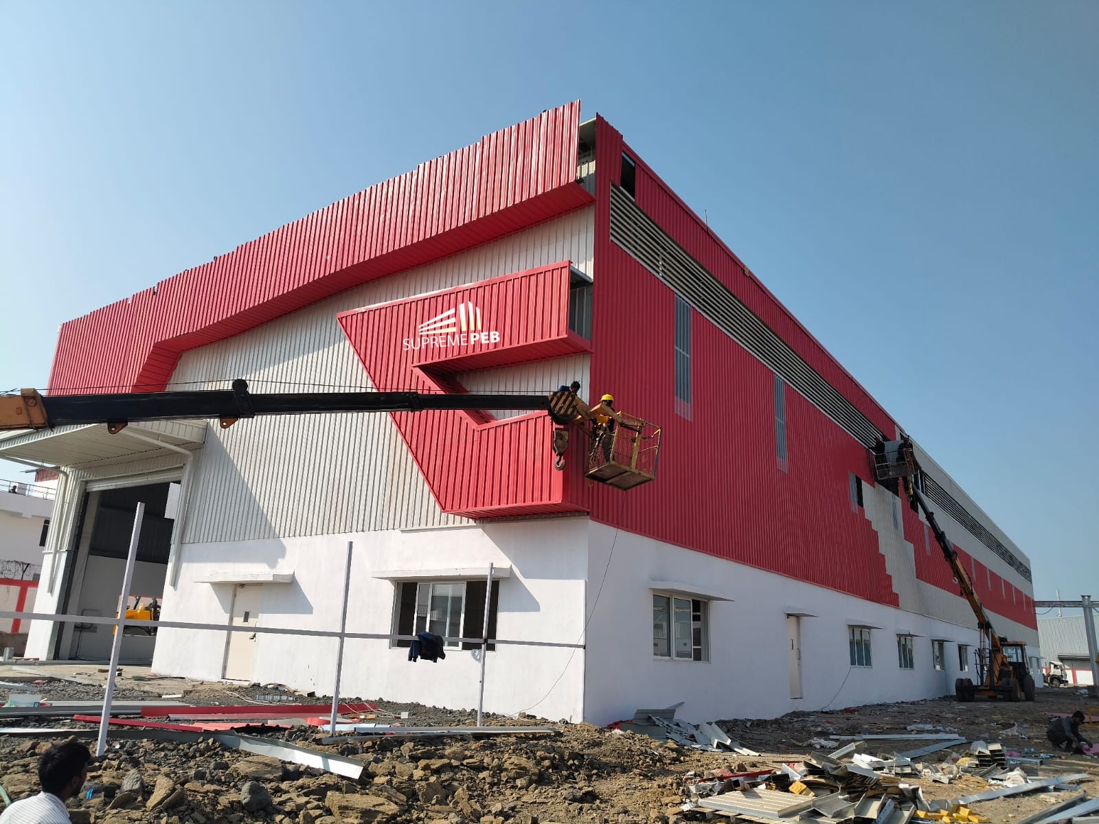 Mega Prefabricated & PEB Industrial Shed Construction