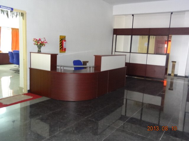 Reception table image 4