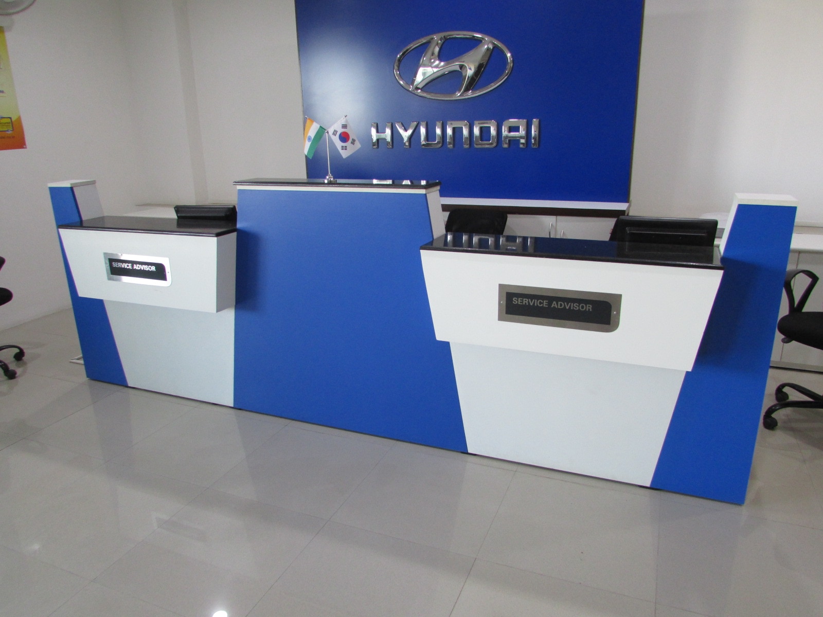 Reception table image 5