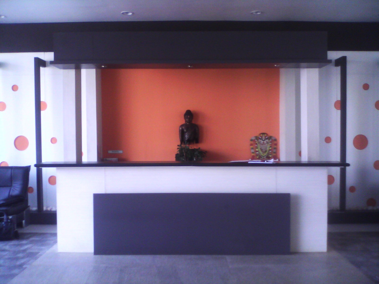 Reception table image 3